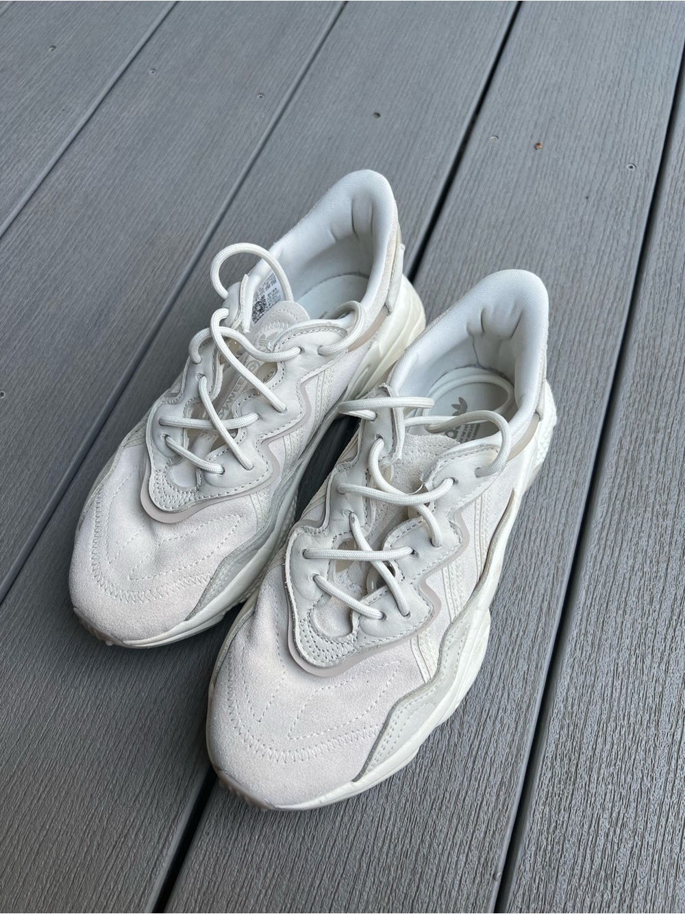 Adidas Ozweego Sneakers